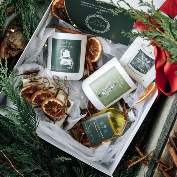 The Vintage Christmas Gift Box